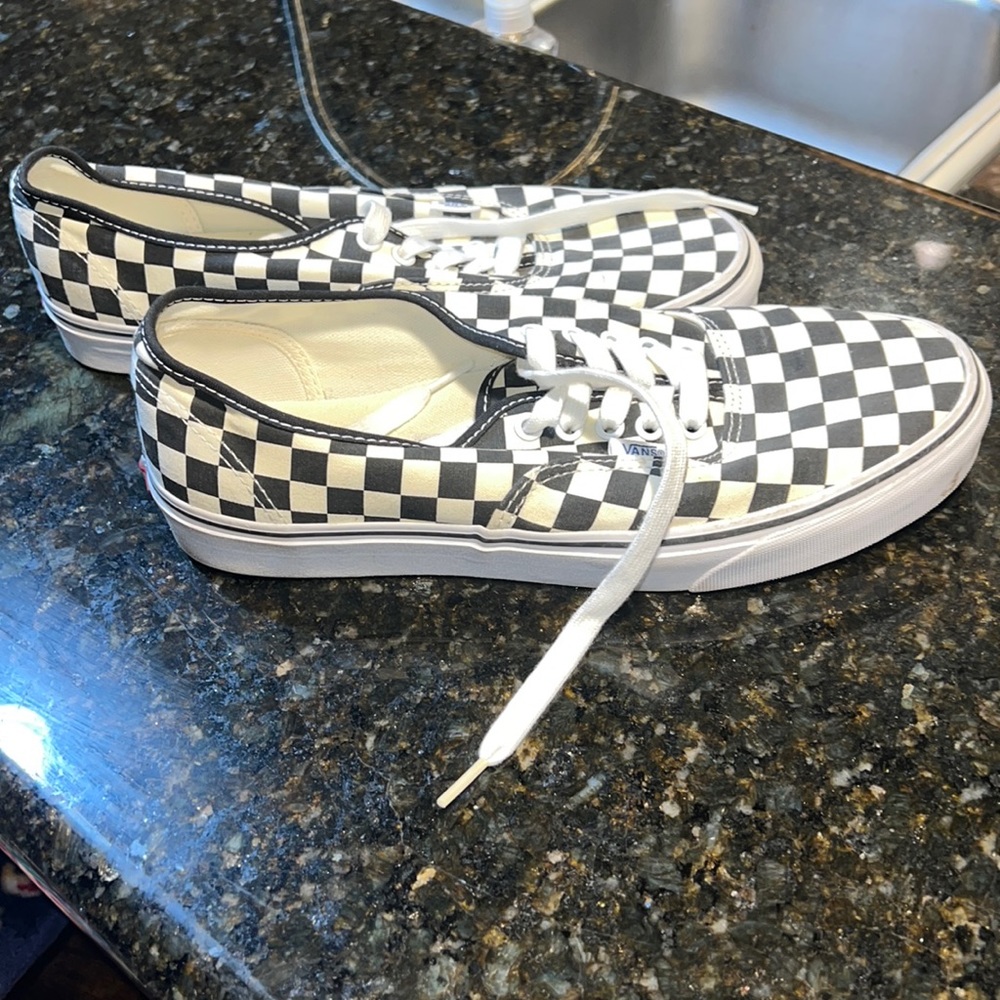 NWOT Golden Coast Vans